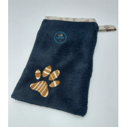 gant-de-toilette-en-eponge-bambou-motif-patte-brodee@isartatelier