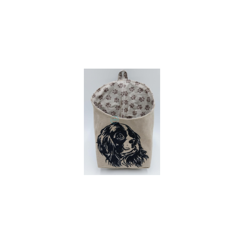 corbeille-a-suspendre-motif-cavalier-king-charles@isartatelier